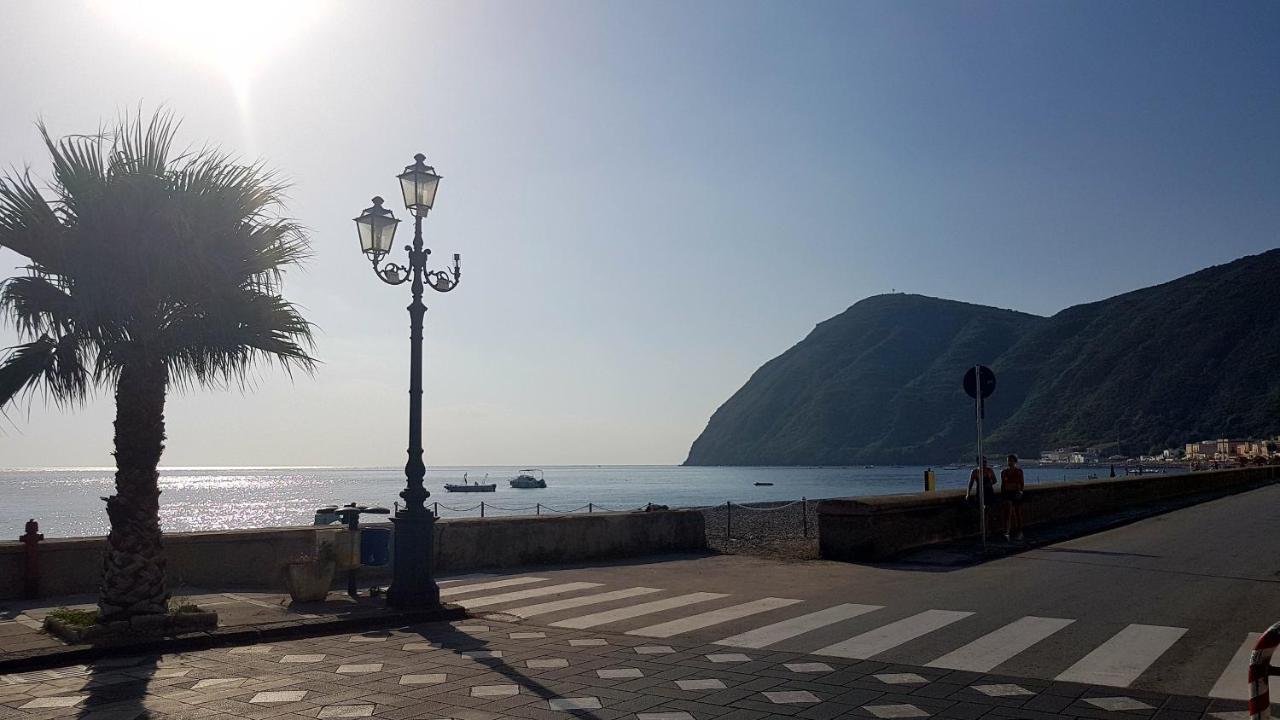 Lipari Blu Apartment Exterior foto